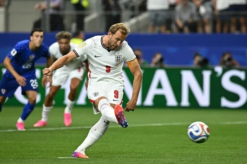 Bản năng sát thủ của Harry Kane vẫn quá đáng sợ