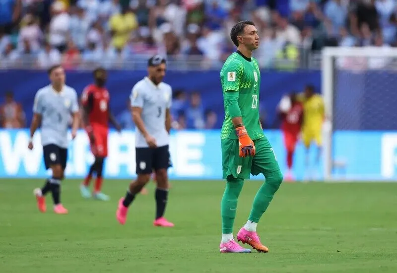 Muslera không còn đủ thể lực để chơi bóng đỉnh cao