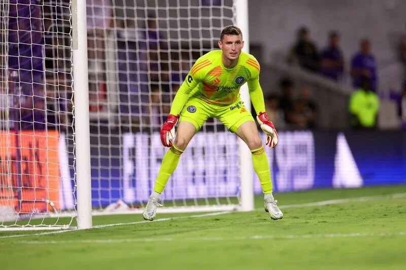 Hành trình đến bóng đá chuyên nghiệp của Matt Freese