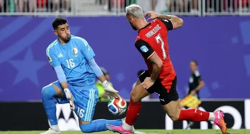 Algeria vs Áo - Toan tính cho vòng loại trực tiếp