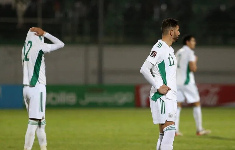 Thất bại nghiệt ngã của Algeria trước Cameroon