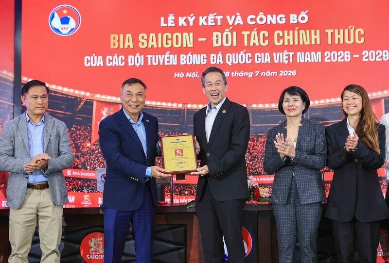 Tuyển Việt Nam nhận được hợp đồng tài trợ độc quyền