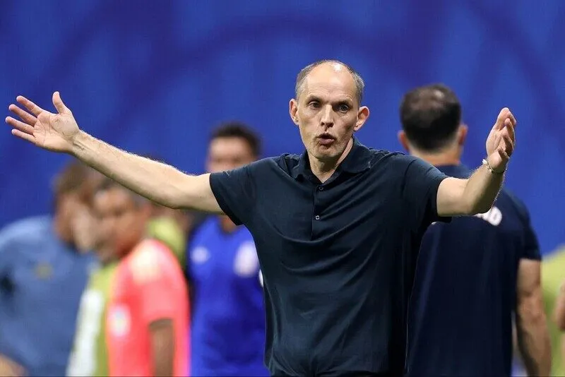 Thomas Tuchel phạm sai lầm ngay từ khâu chọn đội hình