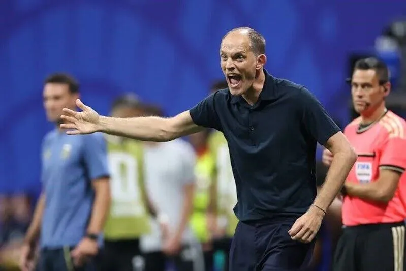 Thomas Tuchel liên tục phạm sai lầm chiến thuật